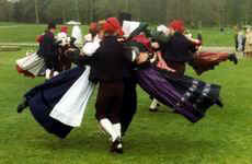 7nemet-lying.jpg (9470 bytes)